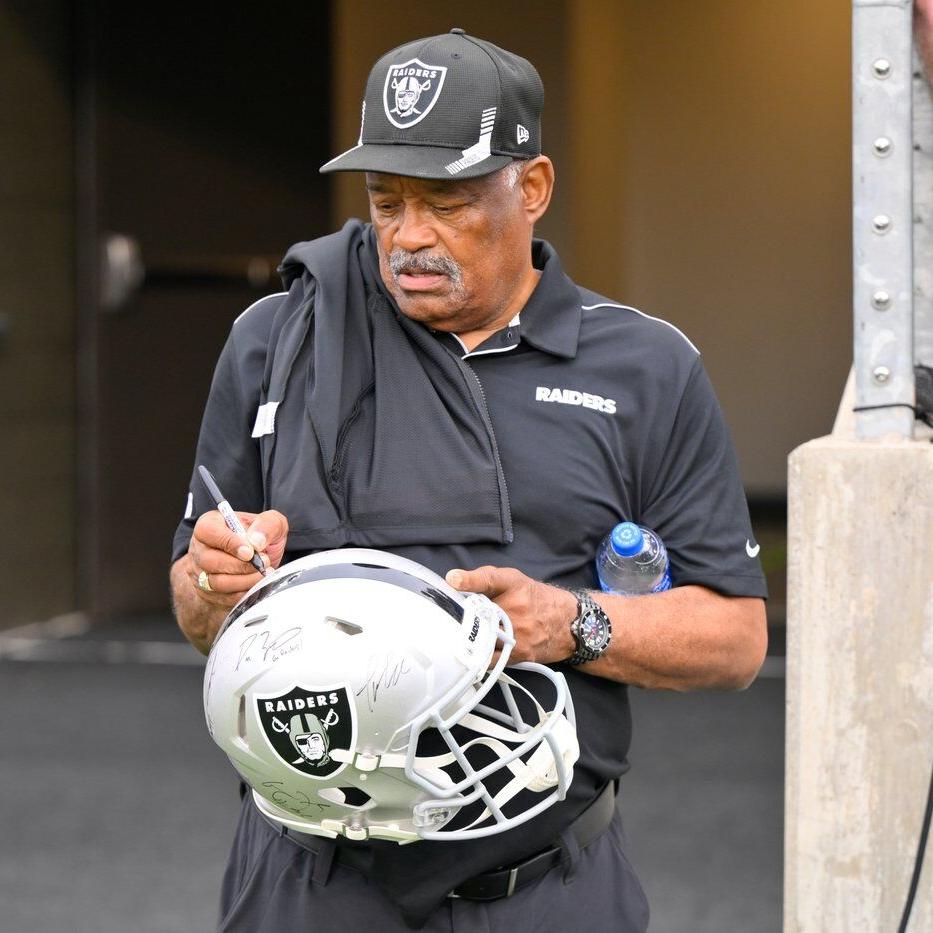 Raiders legend George Atkinson, known for his fierce hits, dies at 78